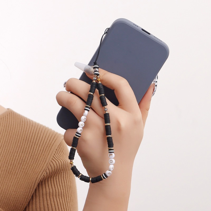 Women Accessories Picture - Модный акриловый ремешок для телефона с