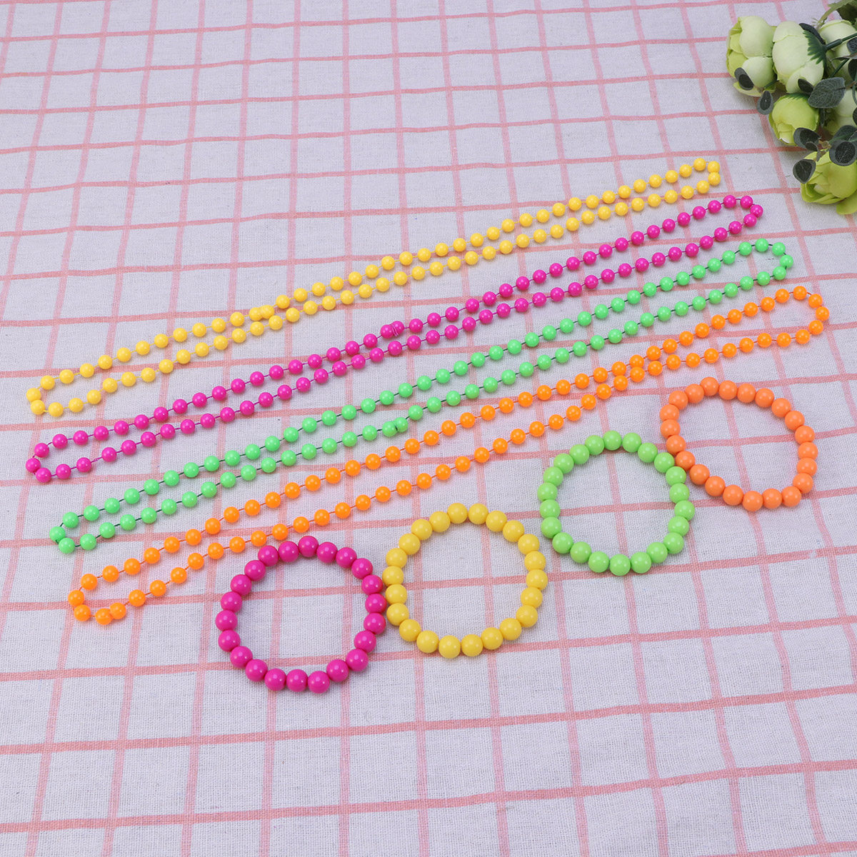 4 шт. пластиковых бусинных оже – обзор и цена Women'S Accessories In The 70S